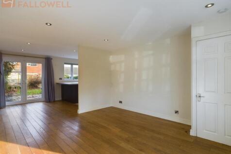 Lounge dining room b.jpg
