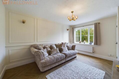 Lounge #4.jpg