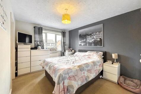 Master bedroom.jpg