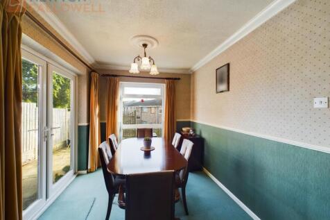 Dining Room.jpg