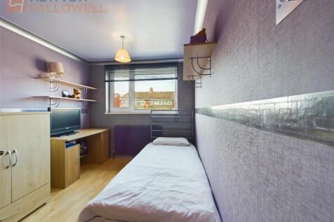 Bedroom 2.jpg