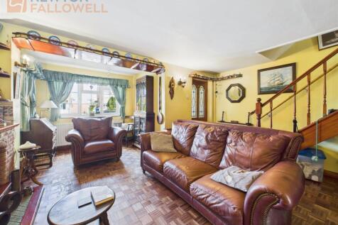 Lounge 4.jpg