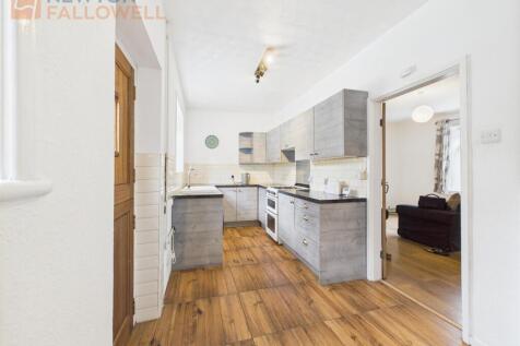 Kitchen 2.jpg
