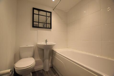 Ground Floor Bathroo
