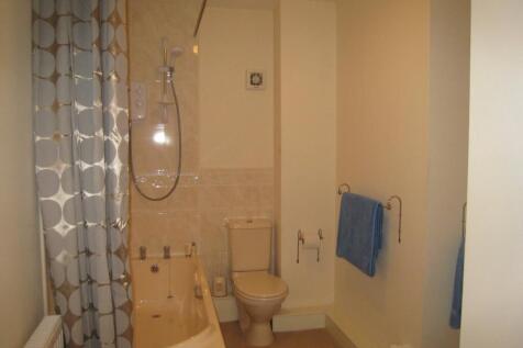 bathroom (Main)