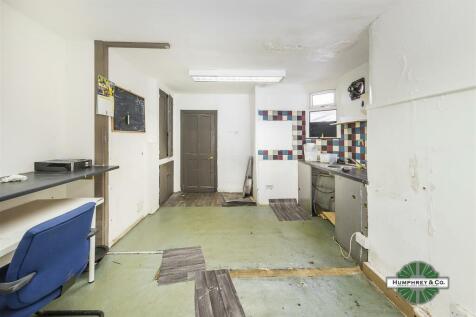 159   Forest Road  - 06.jpg