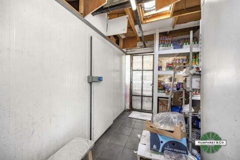 228  Hoe Street -002.jpg