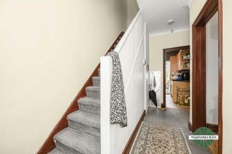 2   Overton Drive -005.JPG