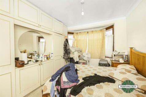 2   Overton Drive -004.JPG