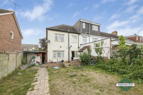 2   Overton Drive -012.JPG