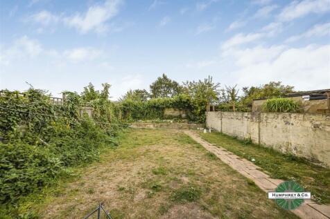 2   Overton Drive -010.jpg