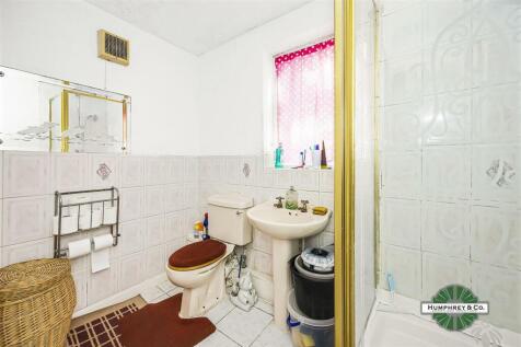8 Farmilo Road -012.JPG