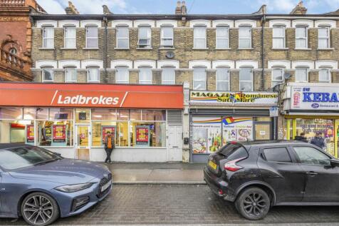 Flat 2   837A Romford Road -012.JPG