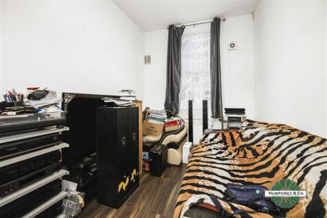 Flat A 94   Park Lane -005.jpg