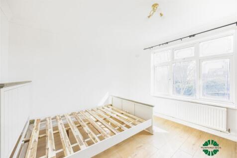 45   Jessup Close -004.JPG