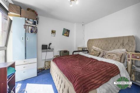 Flat 7, 2 Bloomfield Court Brisbane Road -004.JPG