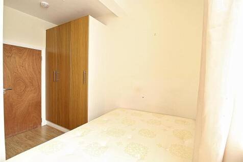 Bedroom1.1.jpg