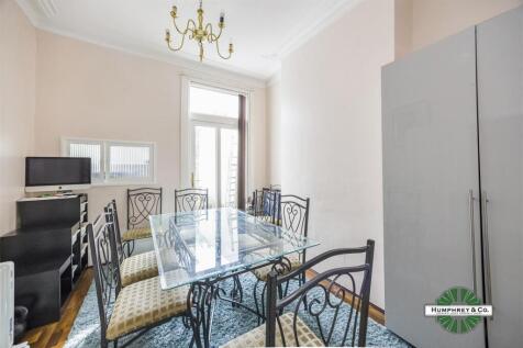 6 Gloucester Road -011.JPG