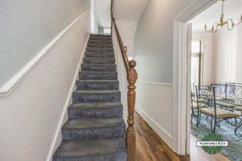 6 Gloucester Road -013.JPG