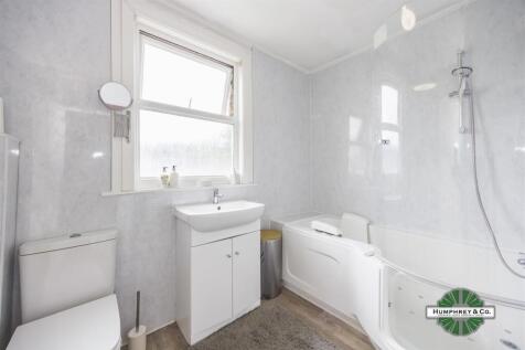 6 Gloucester Road -008.JPG