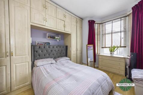 6 Gloucester Road -003.JPG