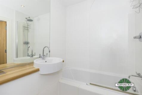 72 Thomas Jacomb Place - 07.jpg