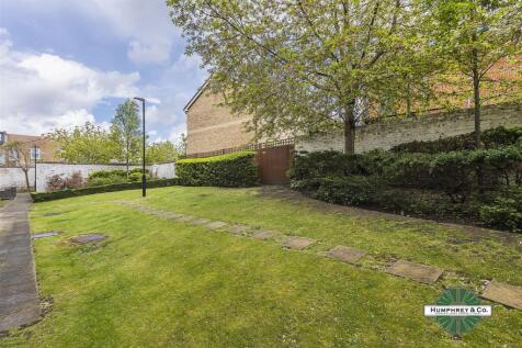 72 Thomas Jacomb Place - 14.jpg