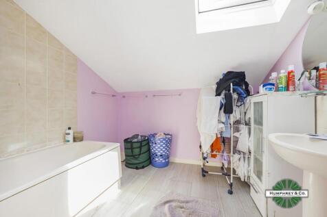 Four Bedroom Town House for Rent