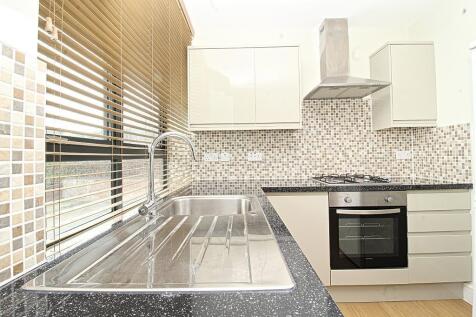 ONE BEDROOM FLAT TO RENT