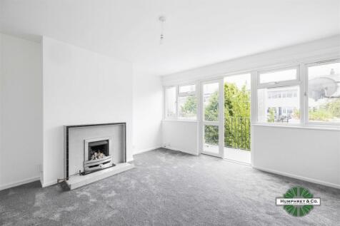 Flat 90, Tenby Court, Tenby Road -003.jpg