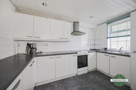282 Higham Hill Road -005.JPG