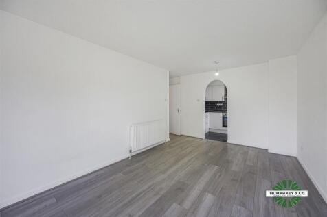 2, 248 Albany Court -009.JPG