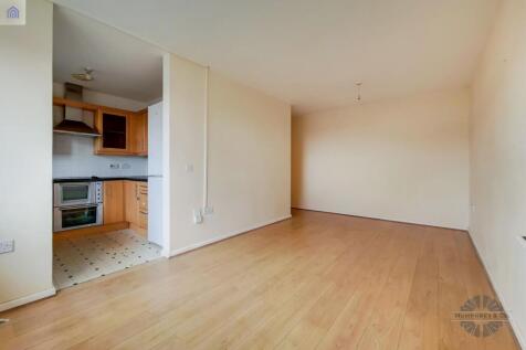 TWO BEDROOM FLAT TO LET