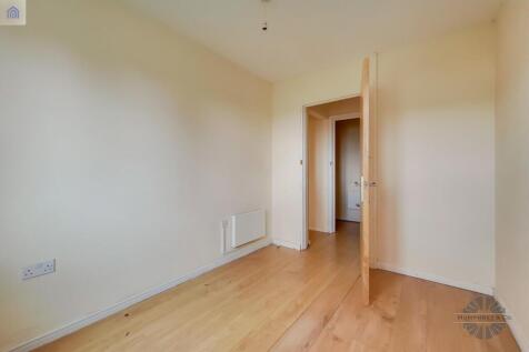 TWO BEDROOM FLAT TO LET