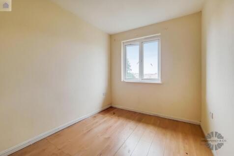 TWO BEDROOM FLAT TO LET