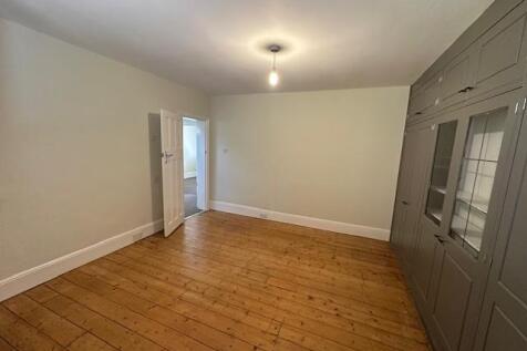 Bressey Grove 21.jpg