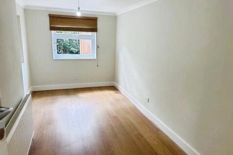 pbox-bedroom-301961.jpg