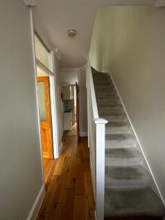 3 Bedroom, 2 Reception House