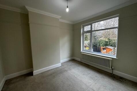 3 Bedroom, 2 Reception House