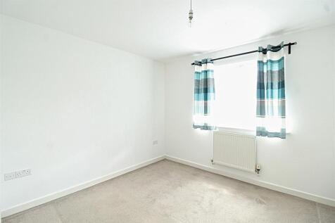 Bedroom1.1.jpg