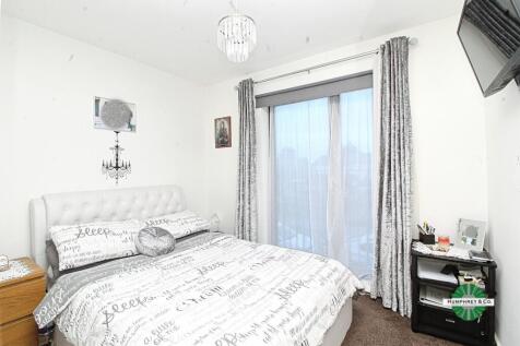 pbox-bedroom-309994.jpg