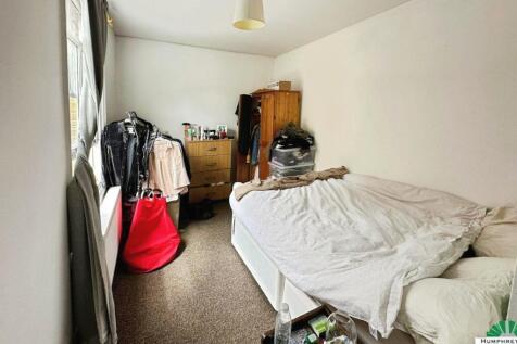 pbox-bedroom-309120.jpg
