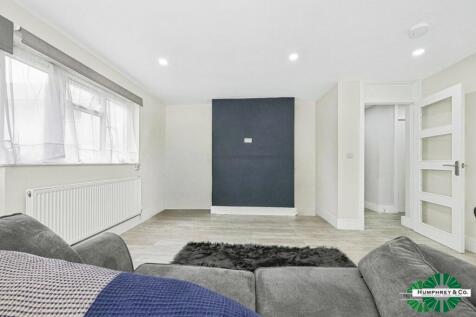 pbox-living_room-326532.jpg