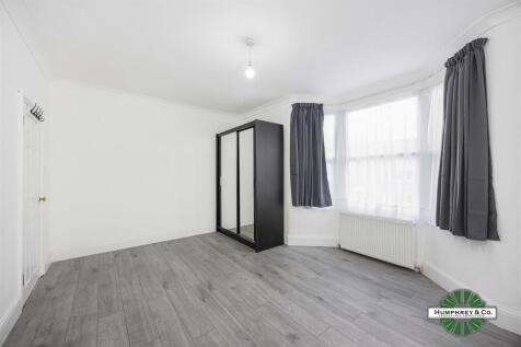 125 Halley Road -003.JPG