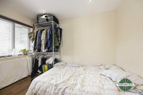 132 Lower Clapton Road -012.jpg