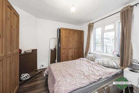 5 Twybridge Way -012.jpg