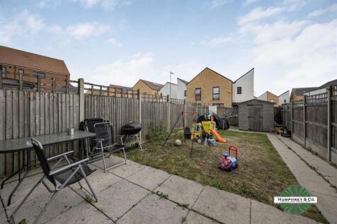 70 Ager Avenue -017.JPG