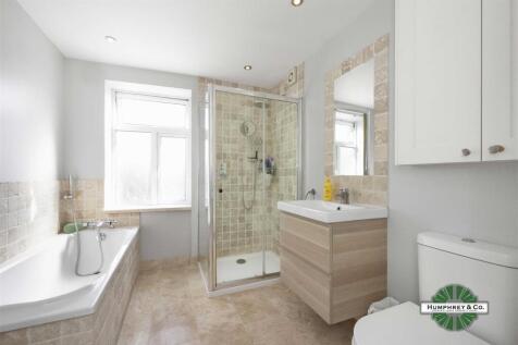 446 Forest Road -001.JPG