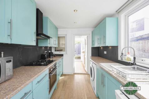 446 Forest Road -012.JPG
