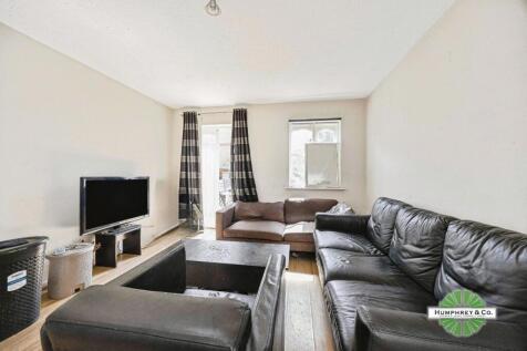 pbox-living_room-327158.jpg